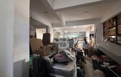 Ümraniye Çakmak Merkezi Konumda 190 m2 Yüksek Tavanlı Satılık Depo