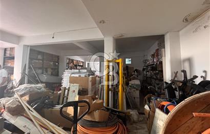 Ümraniye Çakmak Merkezi Konumda 190 m2 Yüksek Tavanlı Satılık Depo