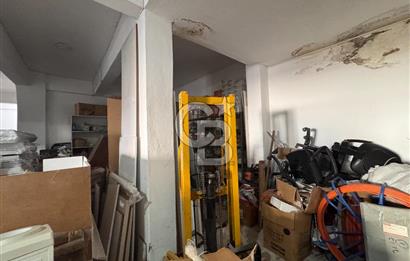 Ümraniye Çakmak Merkezi Konumda 190 m2 Yüksek Tavanlı Satılık Depo