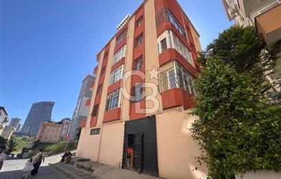 Ümraniye Çakmak Merkezi Konumda 190 m2 Yüksek Tavanlı Satılık Depo