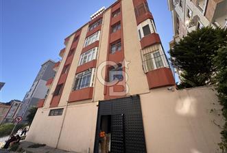 Ümraniye Çakmak Merkezi Konumda 190 m2 Yüksek Tavanlı Satılık Depo