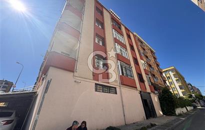 Ümraniye Çakmak Merkezi Konumda 190 m2 Yüksek Tavanlı Satılık Depo
