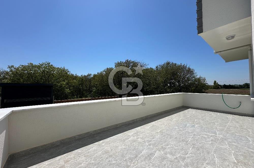 SİLİVRİ BÜYÜKÇAVUŞLU'DA SATILIK DOĞA MANZARALI 4+1 197 M² VİLLA