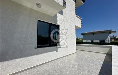 SİLİVRİ BÜYÜKÇAVUŞLU'DA SATILIK DOĞA MANZARALI 4+1 197 M² VİLLA
