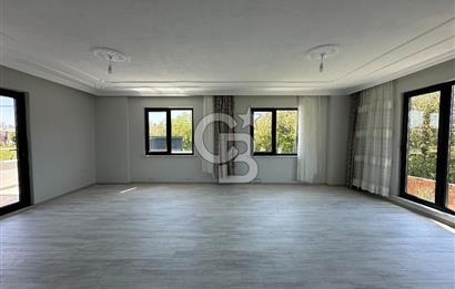 SİLİVRİ BÜYÜKÇAVUŞLU'DA SATILIK DOĞA MANZARALI 4+1 197 M² VİLLA