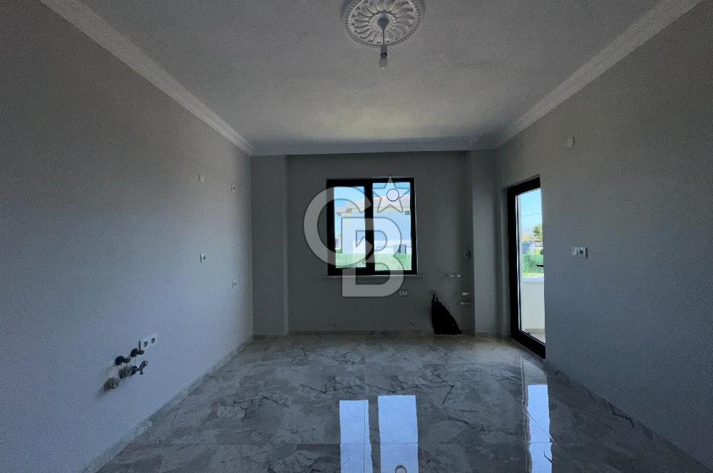 SİLİVRİ BÜYÜKÇAVUŞLU'DA SATILIK DOĞA MANZARALI 4+1 197 M² VİLLA