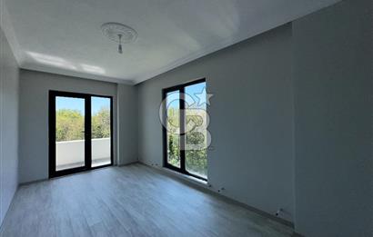 SİLİVRİ BÜYÜKÇAVUŞLU'DA SATILIK DOĞA MANZARALI 4+1 197 M² VİLLA