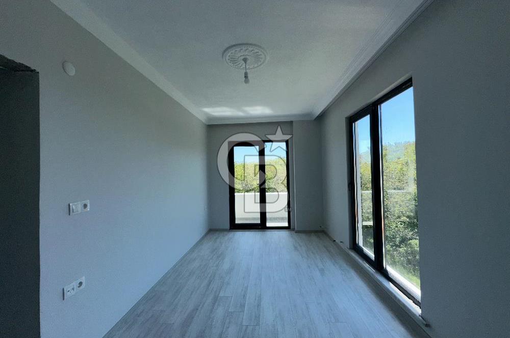SİLİVRİ BÜYÜKÇAVUŞLU'DA SATILIK DOĞA MANZARALI 4+1 197 M² VİLLA