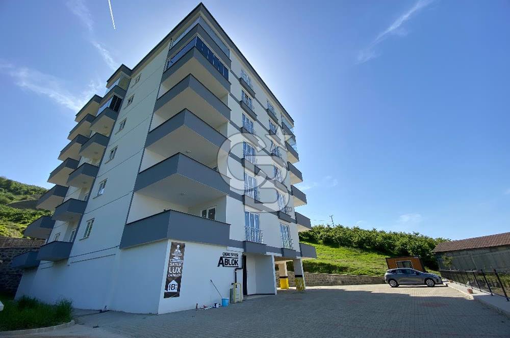 BEŞİRLİ'DE ŞEHİR VE DENİZ MANZARALI SATILIK 3+1 SIFIR DAİRE