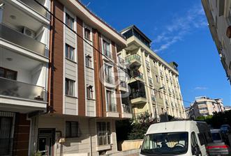 Çekmeköy Merkez Mahallesi Satılık 3+1 Satılık Çatı Dubleks Daire