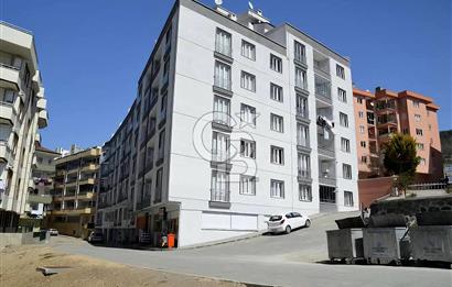 Güzelyalı Burgaz'da Deniz Manzaralı 4+1, Geniş, Teraslı Daire