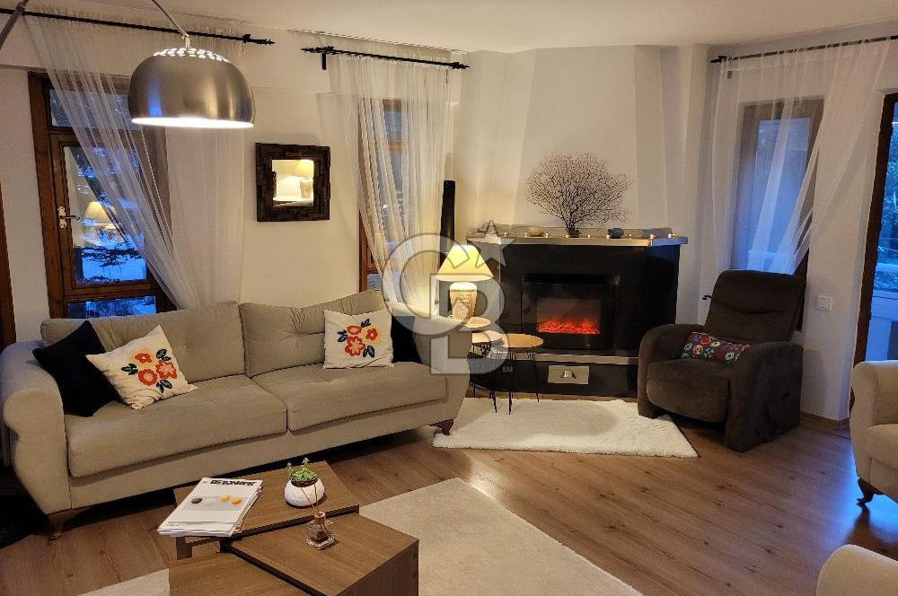 DİKMEN CADDESİNDE ŞEHRİN KALBİNDE SATILIK VİLLA TADINDA DAİRE