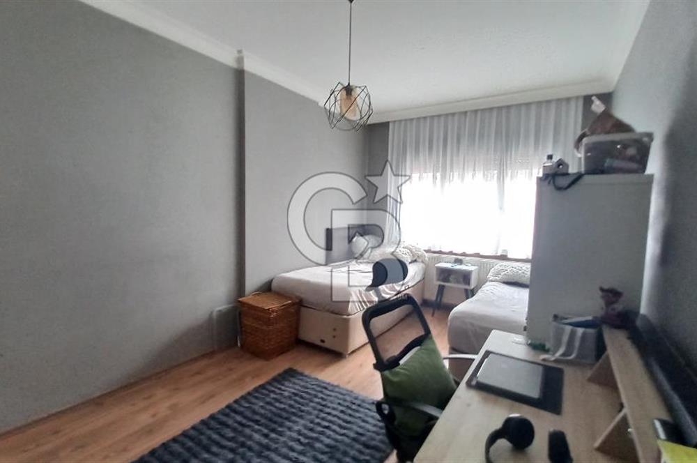 Haşim İşcan cad. Ara kat yeni bina 2+1 