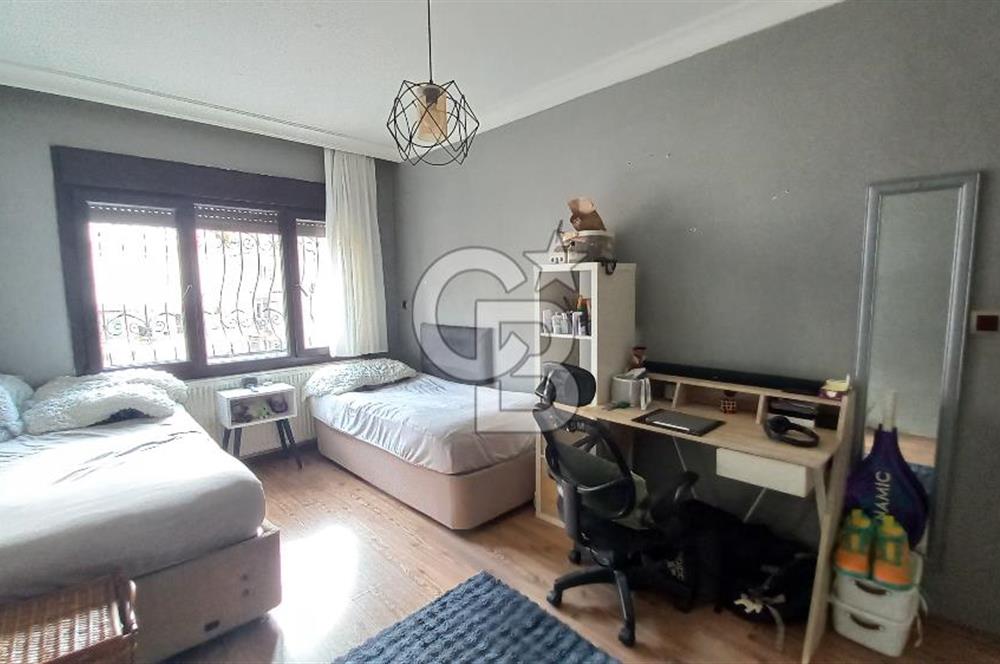Haşim İşcan cad. Ara kat yeni bina 2+1 