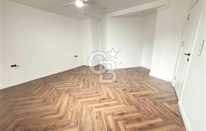 BAHÇEŞEHİR BOĞAZKÖY'DE KİRALIK 7+2 DUBLEKS-240 M2, GİYİNME ODALI