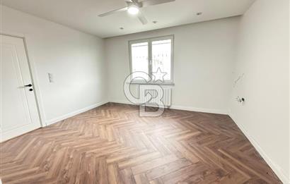 BAHÇEŞEHİR BOĞAZKÖY'DE KİRALIK 7+2 DUBLEKS-240 M2, GİYİNME ODALI