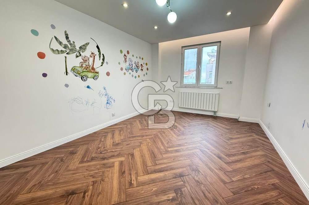 BAHÇEŞEHİR BOĞAZKÖY'DE KİRALIK 7+2 DUBLEKS-240 M2, GİYİNME ODALI