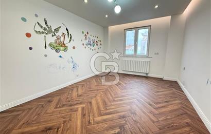 BAHÇEŞEHİR BOĞAZKÖY'DE KİRALIK 7+2 DUBLEKS-240 M2, GİYİNME ODALI
