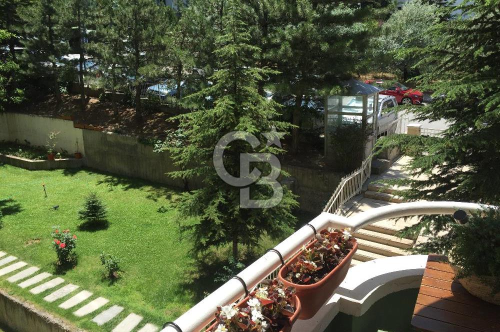 DİKMEN CADDESİNDE ŞEHRİN KALBİNDE SATILIK VİLLA TADINDA DAİRE