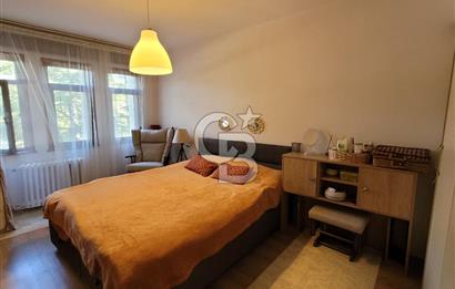 DİKMEN CADDESİNDE ŞEHRİN KALBİNDE SATILIK VİLLA TADINDA DAİRE