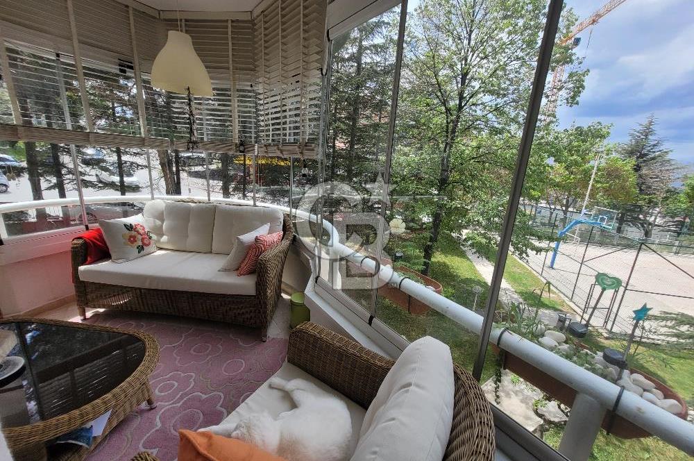 DİKMEN CADDESİNDE ŞEHRİN KALBİNDE SATILIK VİLLA TADINDA DAİRE