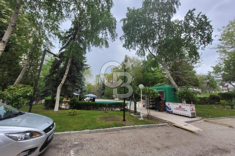DİKMEN CADDESİNDE ŞEHRİN KALBİNDE SATILIK VİLLA TADINDA DAİRE