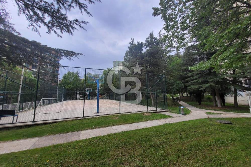 DİKMEN CADDESİNDE ŞEHRİN KALBİNDE SATILIK VİLLA TADINDA DAİRE