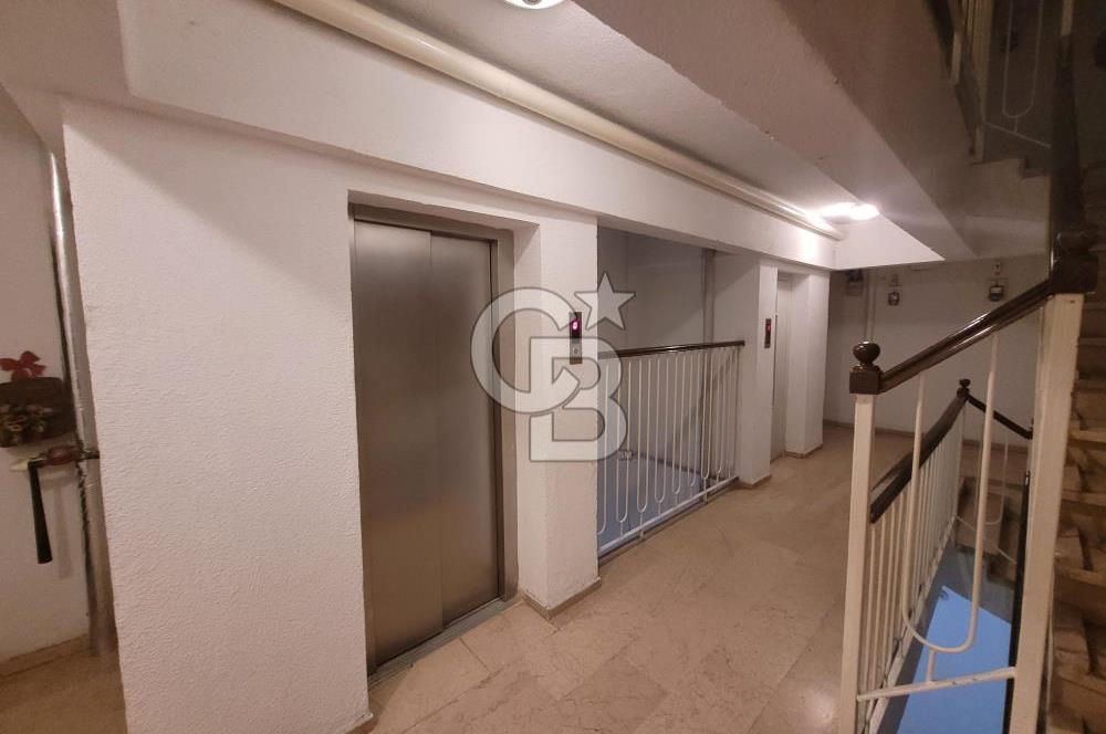 DİKMEN CADDESİNDE ŞEHRİN KALBİNDE SATILIK VİLLA TADINDA DAİRE