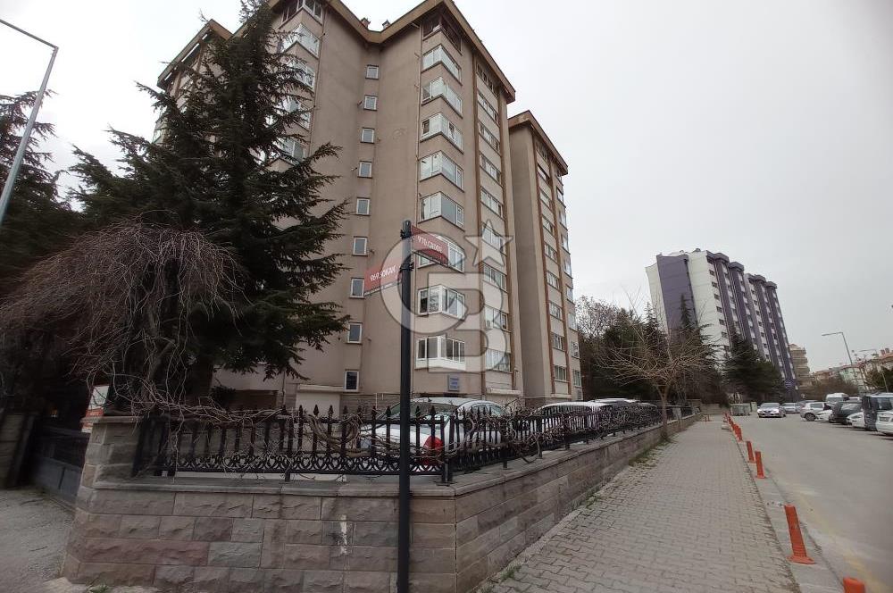 Dikmen Mürsel Uluç Türkop Sitesi'nde 3+1 Satılık Daire