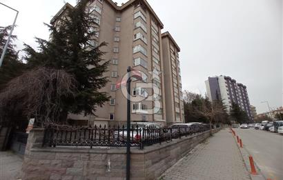 Dikmen Mürsel Uluç Türkop Sitesi'nde 3+1 Satılık Daire