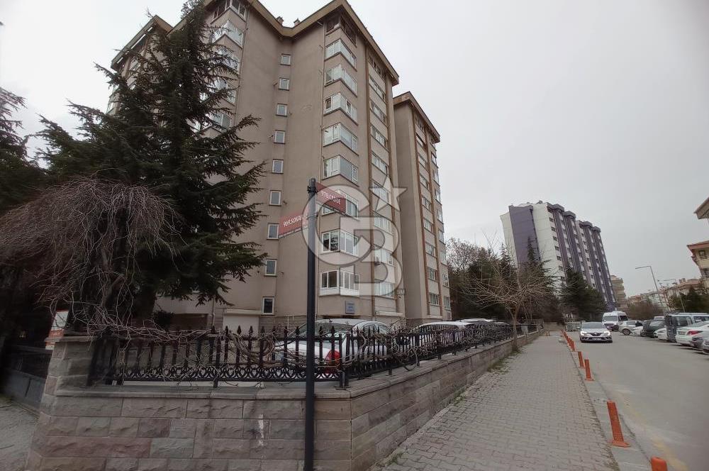 Dikmen Mürsel Uluç Türkop Sitesi'nde 3+1 Satılık Daire
