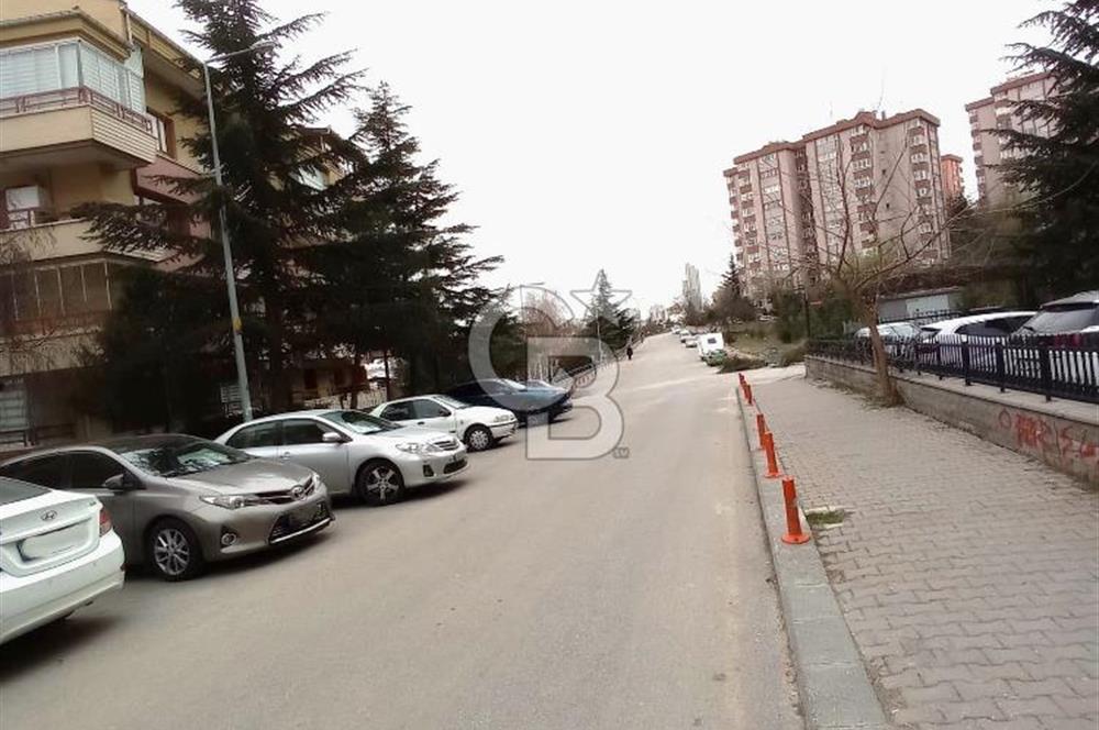 Dikmen Mürsel Uluç Türkop Sitesi'nde 3+1 Satılık Daire