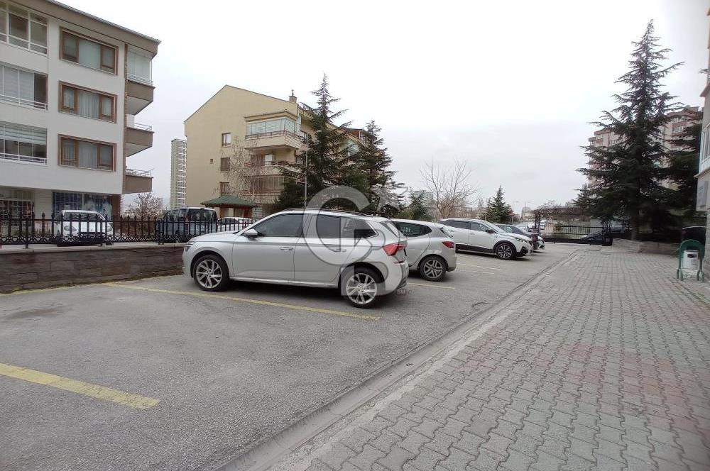 Dikmen Mürsel Uluç Türkop Sitesi'nde 3+1 Satılık Daire