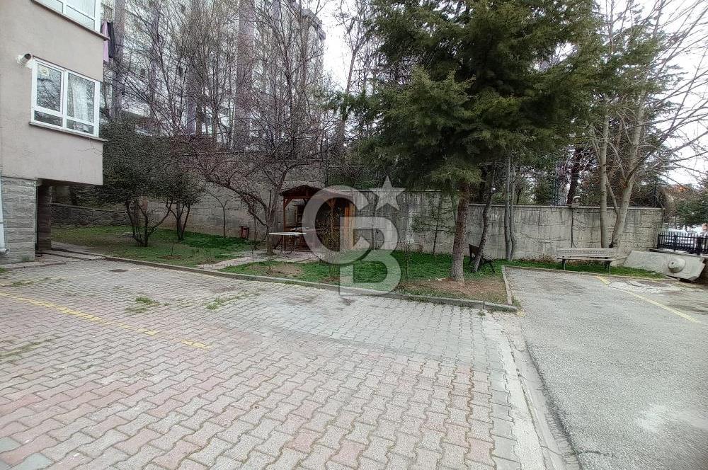Dikmen Mürsel Uluç Türkop Sitesi'nde 3+1 Satılık Daire
