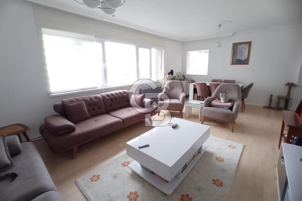 Dikmen Mürsel Uluç Türkop Sitesi'nde 3+1 Satılık Daire