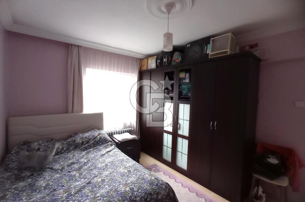 Dikmen Mürsel Uluç Türkop Sitesi'nde 3+1 Satılık Daire
