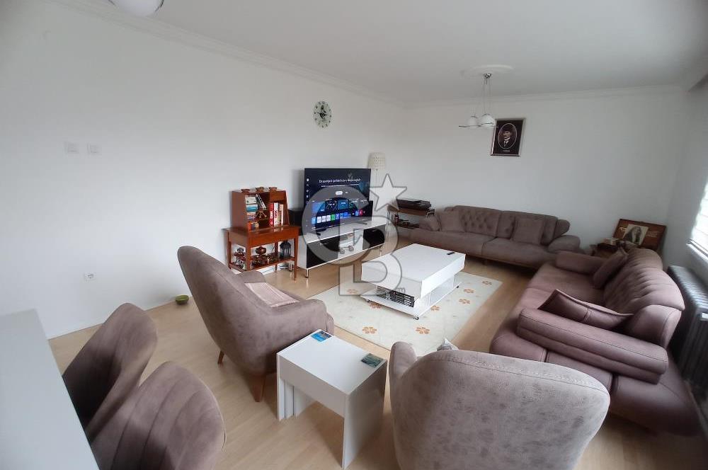 Dikmen Mürsel Uluç Türkop Sitesi'nde 3+1 Satılık Daire