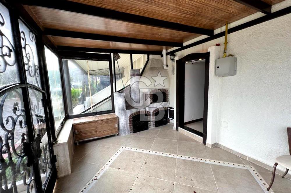 BURSA, MUDANYA BURGAZ'da DENİZE SIFIR KİRALIK VİLLA