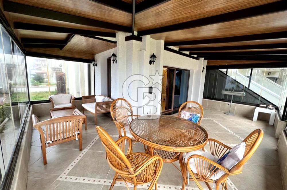 BURSA, MUDANYA BURGAZ'da DENİZE SIFIR KİRALIK VİLLA