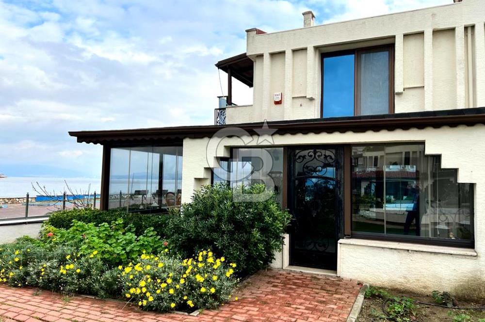 BURSA, MUDANYA BURGAZ'da DENİZE SIFIR KİRALIK VİLLA