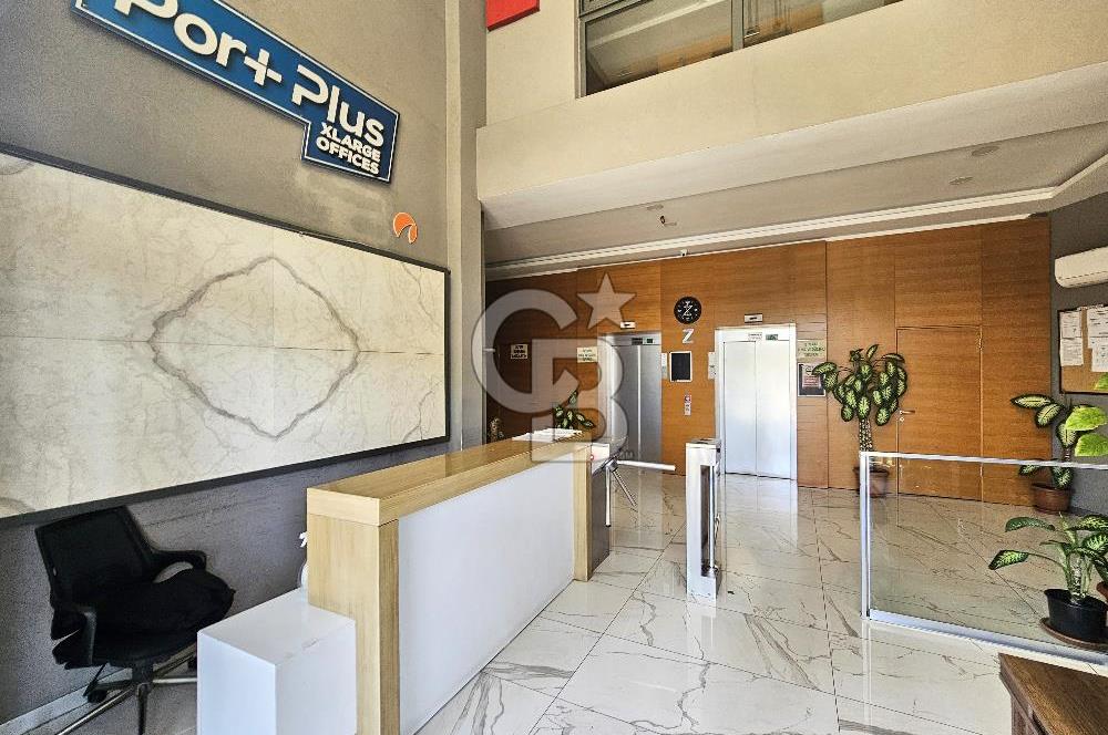 Mersin Akdeniz Liman B Kapısı Karşısı Plazada Satılık Ofis