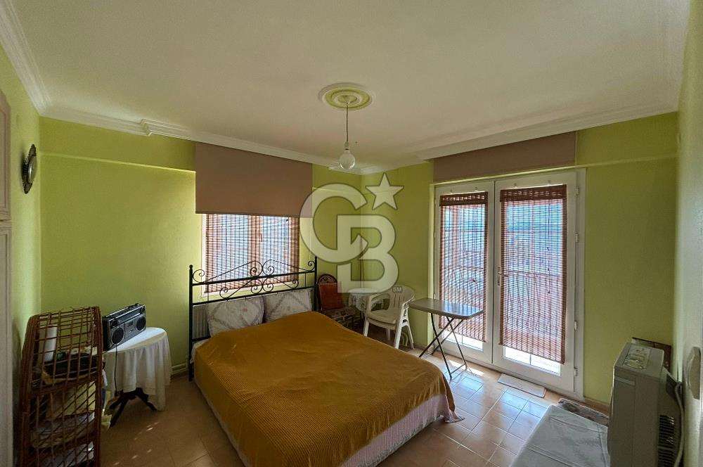 ÇANDARLI'DA DENİZE SIFIR 3+1 VİLLA