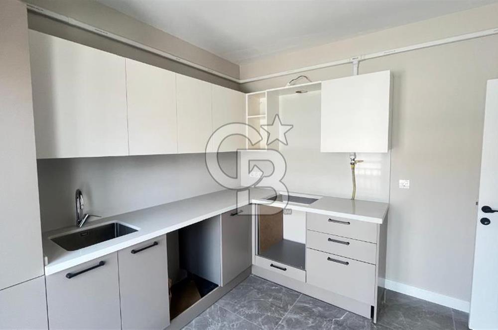 Cevatpaşa'nın Kalbinde Geniş ve Modern 2+1 Dubleks Daire
