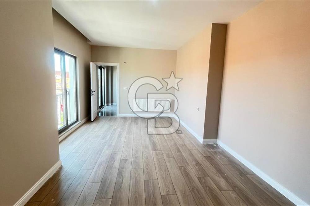 Cevatpaşa'nın Kalbinde Geniş ve Modern 2+1 Dubleks Daire