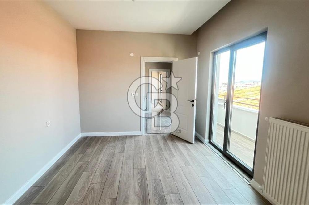 Cevatpaşa'nın Kalbinde Geniş ve Modern 2+1 Dubleks Daire
