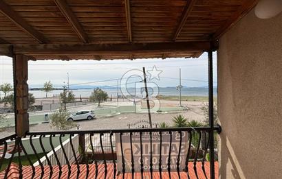 ÇANDARLI'DA DENİZE SIFIR 3+1 VİLLA