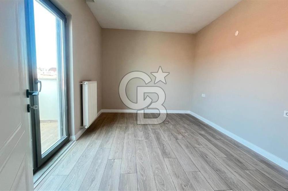 Cevatpaşa'nın Kalbinde Geniş ve Modern 2+1 Dubleks Daire