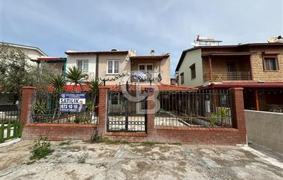 ÇANDARLI'DA DENİZE SIFIR 3+1 VİLLA