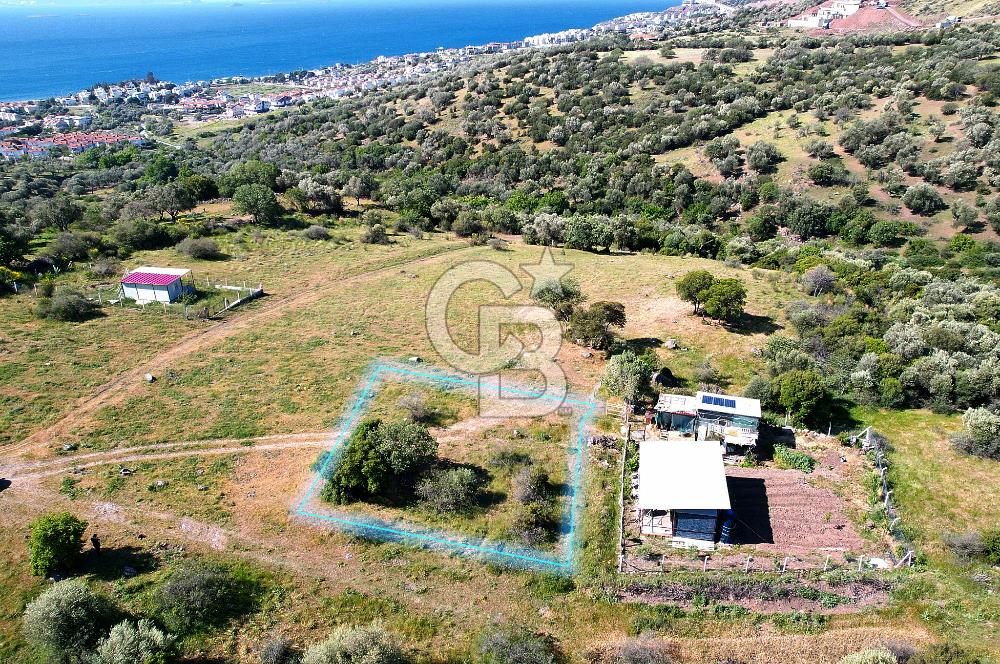 ÇANDARLI'DA 375 M2 DOĞA İLE İÇİÇE İMARLI ARSA