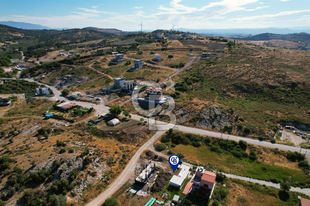 ÇANDARLI'DA DENİZE YAKIN, ANAYOLA YAKIN, ALTYAPISI HAZIR ARSA